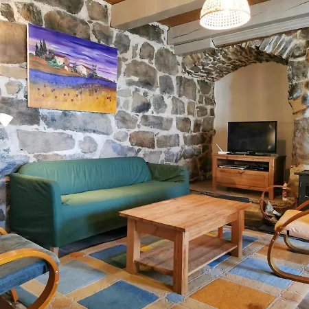 Vakantiehuis La Phonolite, Familial, Wifi, Campagne *
