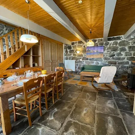 Vakantiehuis La Phonolite, Familial, Wifi, Campagne