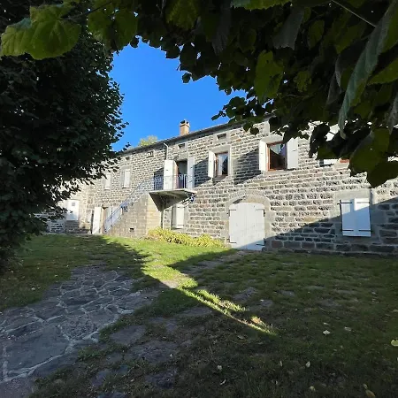 Vakantiehuis La Phonolite, Familial, Wifi, Campagne Mazet-Saint-Voy