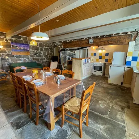 La Phonolite, Familial, Wifi, Campagne Vakantiehuis